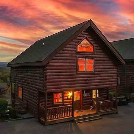 New Majestic 5 Star Amazing View, Pool, Hot Tub! Villa Pigeon Forge Luaran gambar